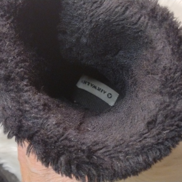 Airwalk sherpa lined suede booties black sz 6 1/2 - Picture 4 of 11